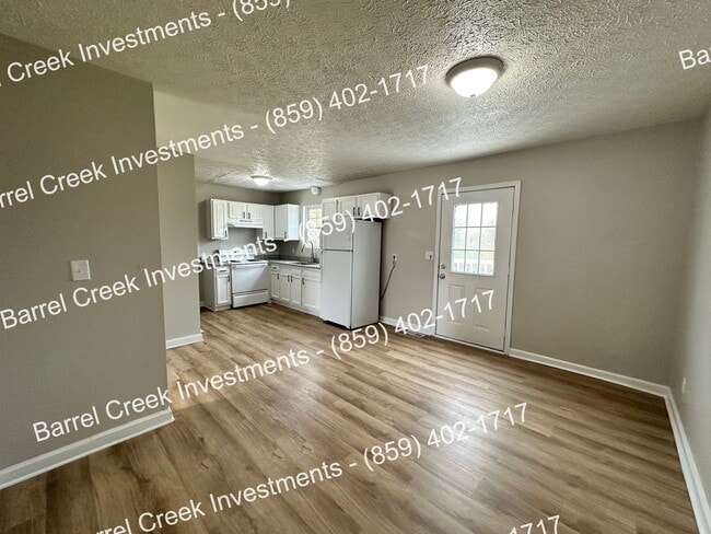 121 B Highland Ct in Danville, KY - Building Photo - Building Photo