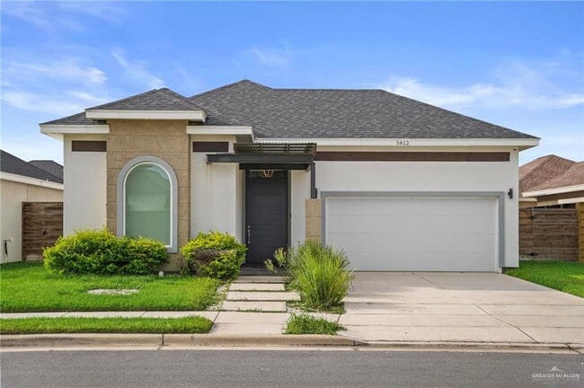 5812 Pelican Ave