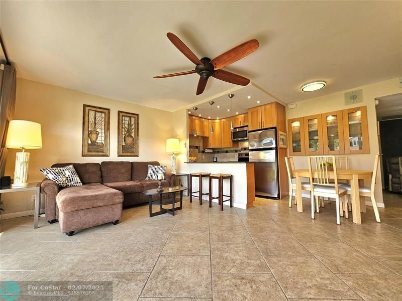 3208 SE 11th St in Pompano Beach, FL - Foto de edificio
