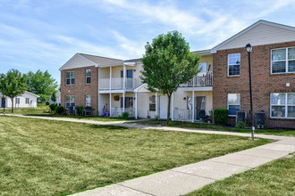 Meadow Glen in Carey, OH - Building Photo - Building Photo