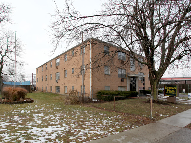 Eastmoor Plaza in Columbus, OH - Building Photo - Building Photo