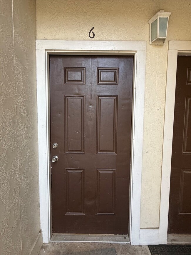 property at 304 Dell Ct