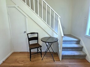 563 Heritage Vlg, Unit F in Southbury, CT - Building Photo - Building Photo