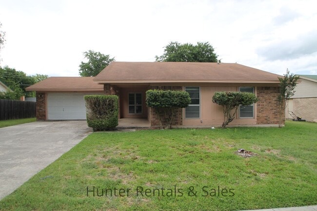 property at 2810 Lawndale St