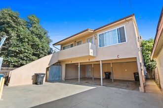 9608 Olive St in Bellflower, CA - Building Photo - Building Photo