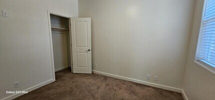 2536 W Pikes Peak Dr in Flagstaff, AZ - Building Photo - Building Photo