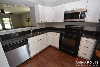 806 Lilac Ct in Odenton, MD - Building Photo - Building Photo