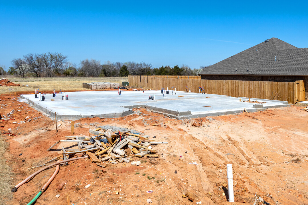 2708 Summit Crossing Pky in Norman, OK - Building Photo