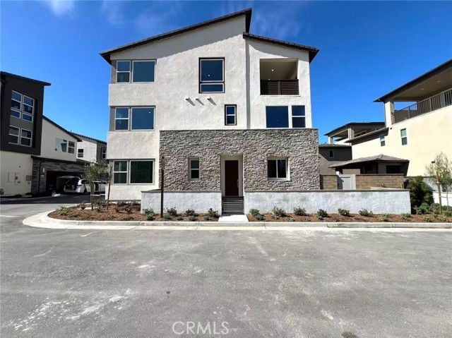 414 Clipper in Irvine, CA - Building Photo