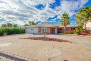 10101 Honolulu Dr in El Paso, TX - Foto de edificio - Building Photo