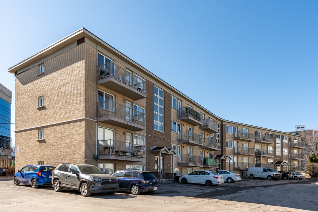 720 De L'horizon St in Québec, QC - Building Photo