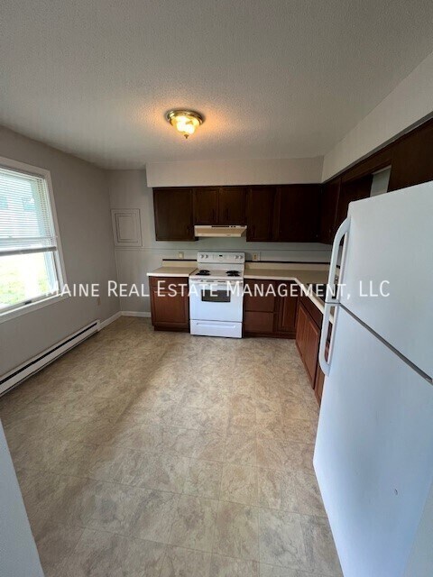 property at 202 Main Rd
