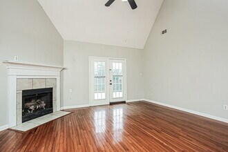 8893 Wenham Cove E in Memphis, TN - Building Photo - Building Photo