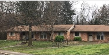 Peach Court Apartments in Dexter, MO - Building Photo