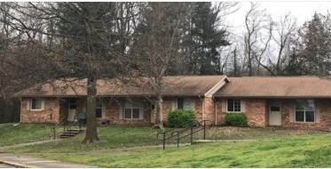 Peach Court Apartments in Dexter, MO - Foto de edificio