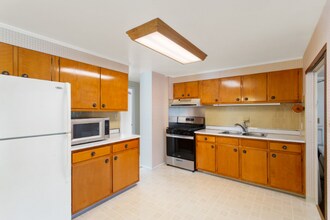 1409 Seward Dr in Hampton, VA - Building Photo - Building Photo