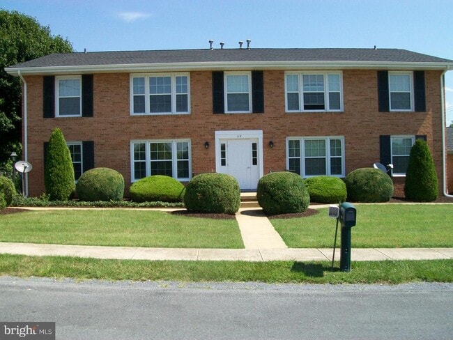 property at 115 Confederate St