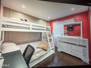 6487 Cornell Cir in Moorpark, CA - Building Photo - Building Photo