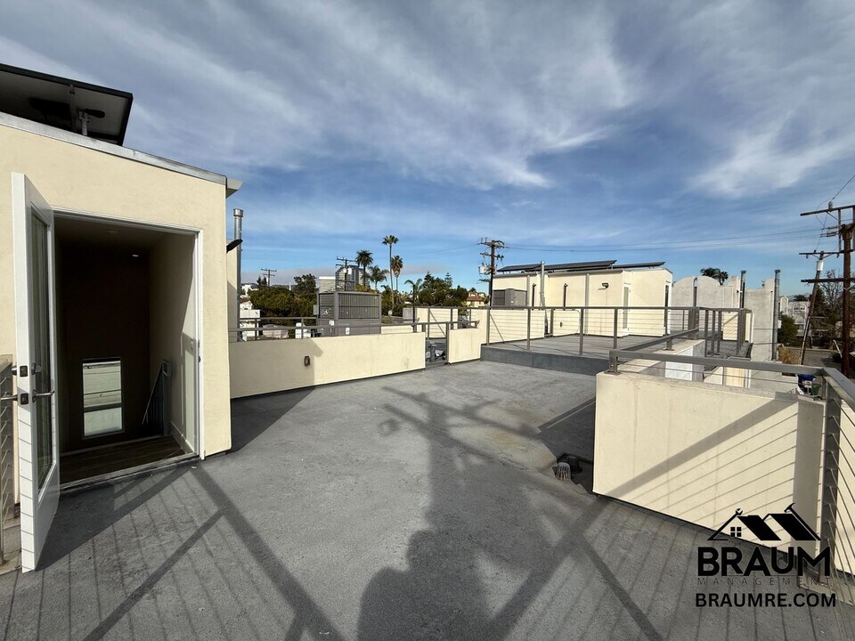 1541 Franklin St in Santa Monica, CA - Building Photo