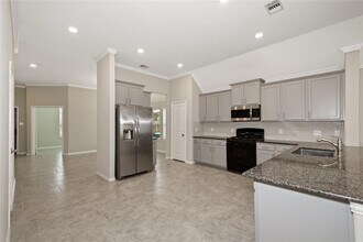 2939 Twin Cove Ct in Conroe, TX - Building Photo - Building Photo