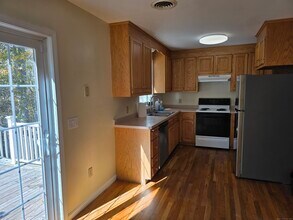 110 Baltic Hanover Rd in Sprague, CT - Building Photo - Building Photo