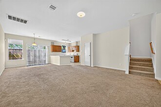 8042 Montague Manor Ln in Houston, TX - Building Photo - Building Photo