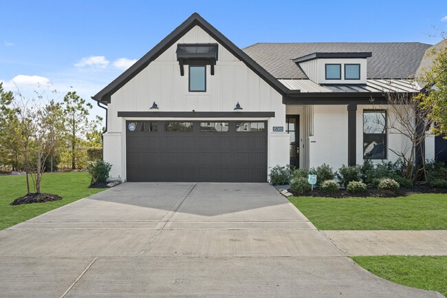 property at 15303 Leal Rancho Ct