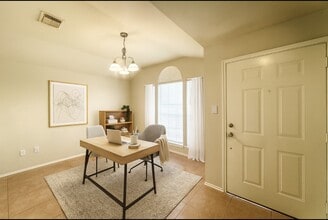 9110 Regents Cove Ct in Houston, TX - Building Photo - Building Photo