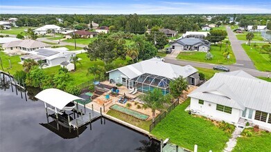 27401 Voyageur Dr, Unit The Finery-461 in Punta Gorda, FL - Building Photo - Building Photo