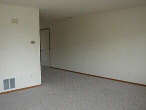 1306-1308 Shaker Pl in Moses Lake, WA - Building Photo - Building Photo