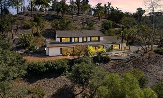 622 Via Trepadora in Santa Barbara, CA - Building Photo
