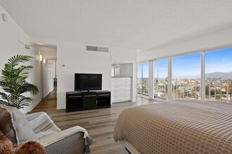 Marina Tower in Marina Del Rey, CA - Building Photo - Building Photo