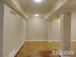 16885 W 161st Terrace in Olathe, KS - Building Photo - Building Photo