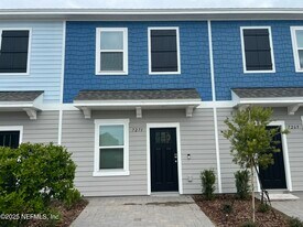 7271 Sabal Ter in Jacksonville, FL - Building Photo