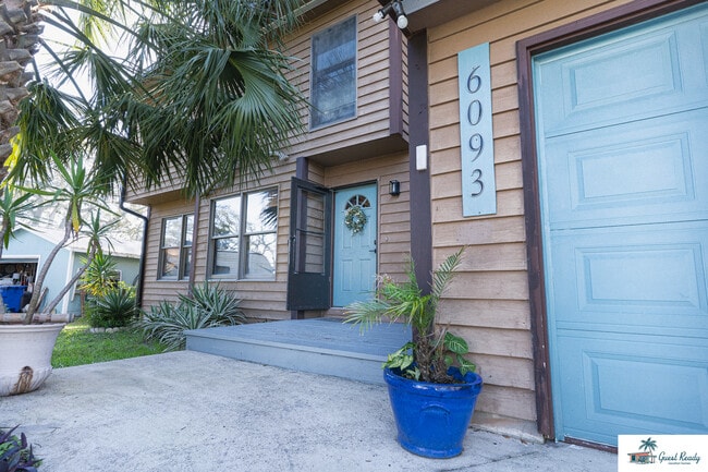 6093 Rojo Rd in St. Augustine, FL - Building Photo - Building Photo