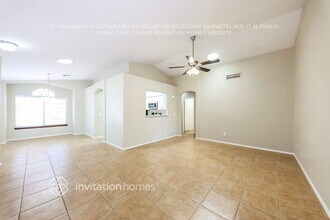 13147 W Saguaro Ln in Surprise, AZ - Foto de edificio - Building Photo