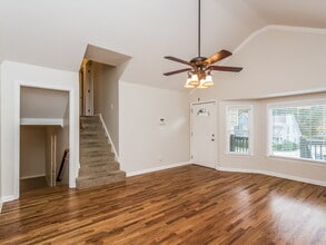 174 Iveydale Rd SE in Mableton, GA - Building Photo - Building Photo