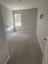 17005 AVON Ln in Wimauma, FL - Building Photo - Building Photo