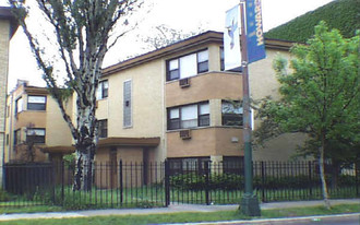 7608-7610 N Rogers Ave Apartments