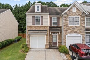 2102 Executive Dr N in Duluth, GA - Building Photo