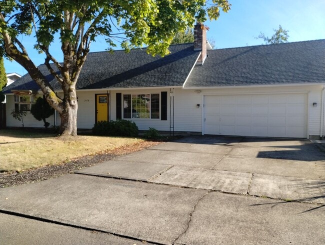 2478 SE Spruce St in Hillsboro, OR - Building Photo - Building Photo
