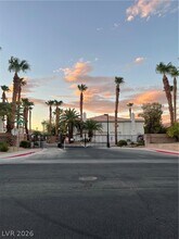 2760 Stargate St in Las Vegas, NV - Building Photo - Building Photo