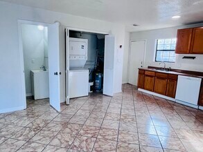 506 Beechwood Ave in Altamonte Springs, FL - Foto de edificio - Building Photo