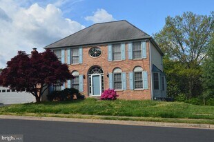 5362 Sequoia Farms Dr in Centreville, VA - Building Photo