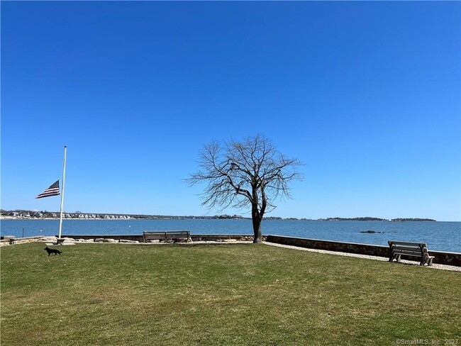 property at 17 7th Ave
