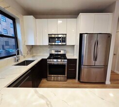 6809 Palisade Ave in Guttenberg, NJ - Foto de edificio - Building Photo