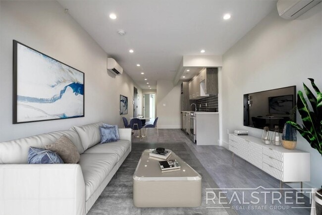 730 E 32nd St in Brooklyn, NY - Foto de edificio - Building Photo