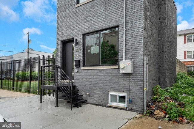 1309 S 32nd St in Philadelphia, PA - Building Photo - Building Photo