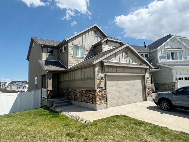 property at 9626 N Red Bridge St