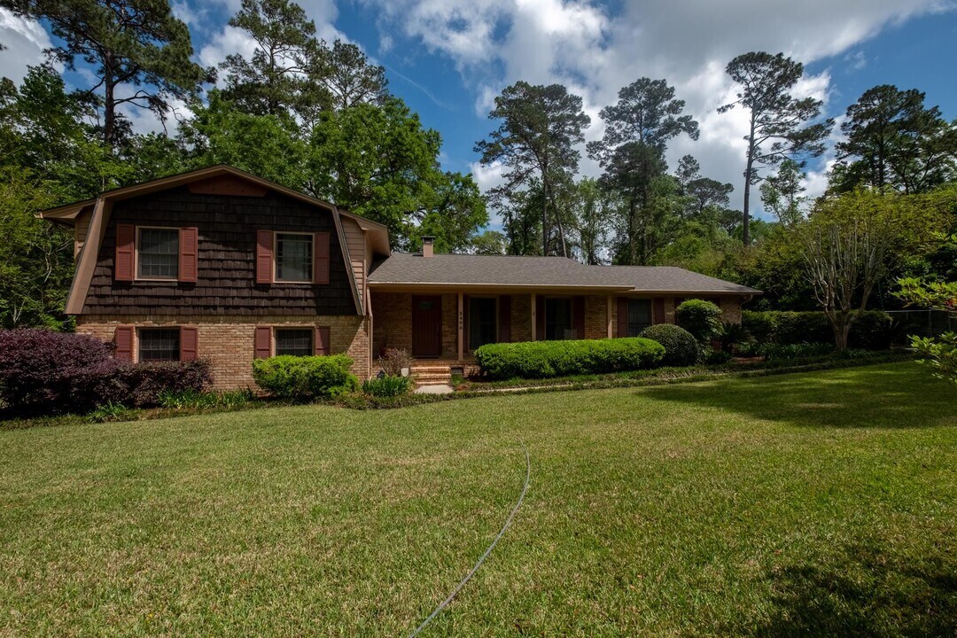 3405 Robinhood Rd in Tallahassee, FL - Building Photo